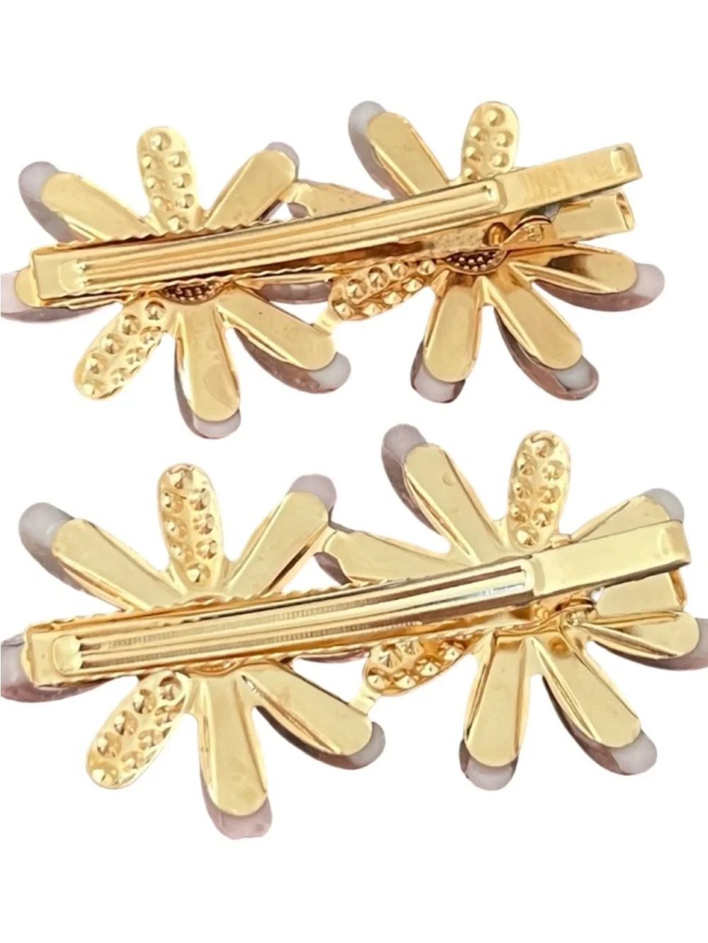 Gold Center Pink Daisy Hair Clips — Set
